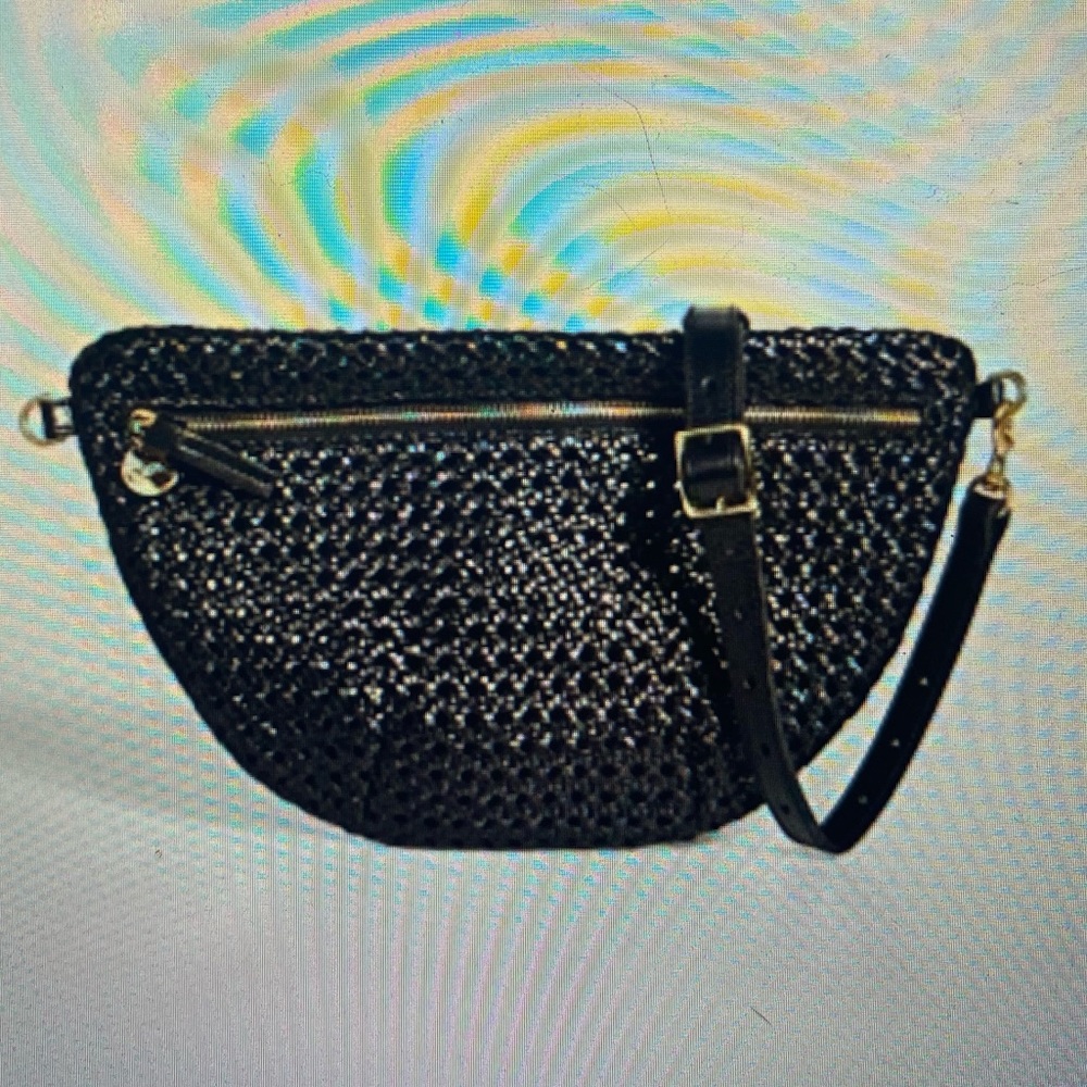 Clare v black rattan grande Fanny